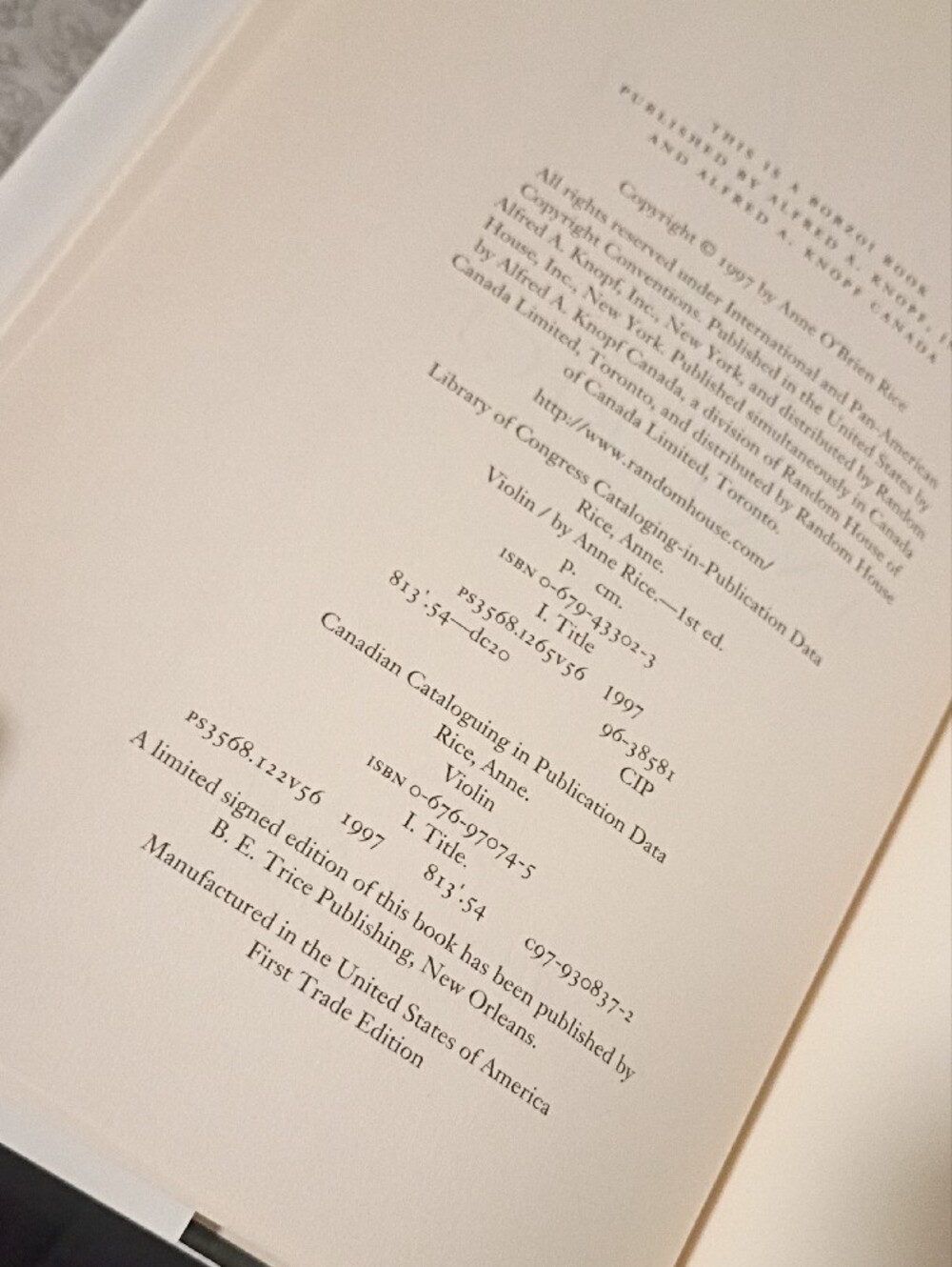 - Violin - Anne Rice 1st Edition - Picture 5 of 8